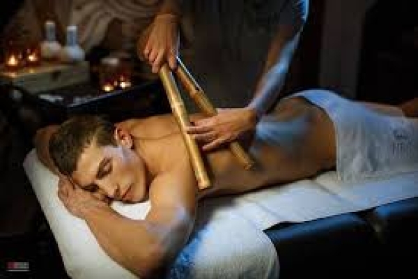 Креольский массаж бамбуковыми вениками